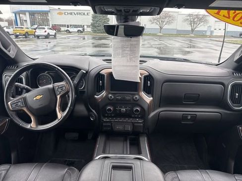 Used 2021 Chevrolet Silverado 1500 High Country w/ Technology Package image 31