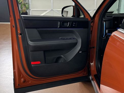 Used 2025 Hyundai Santa Fe Calligraphy image 16