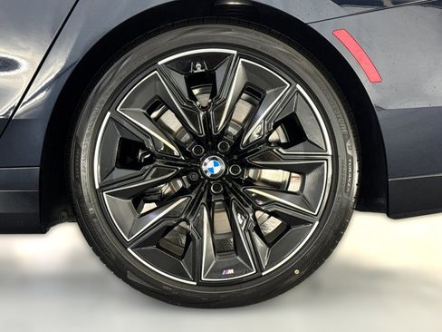 New 2026 BMW 740i image 11