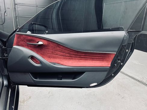 Used 2018 Lexus LC 500 Coupe w/ Performance Package RWD image 24