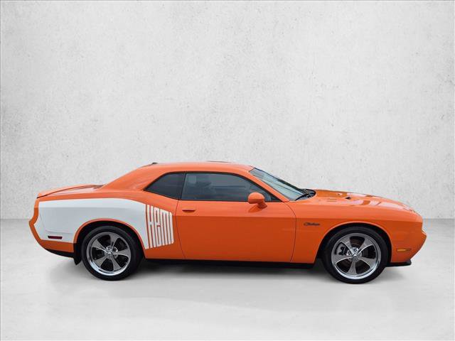 Used 2012 Dodge Challenger R/T RWD image 4