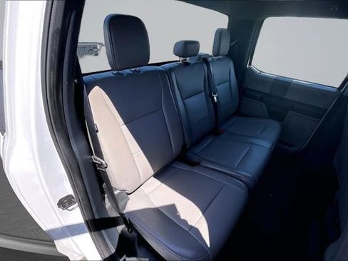 Used 2022 Ford F250 XL w/ Power Equipment Group AWD/4WD image 26