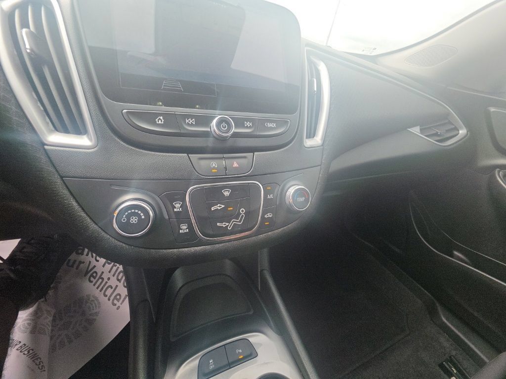 Used 2024 Chevrolet Malibu LS FWD image 20