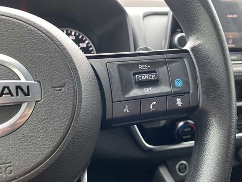 Used 2021 Nissan Rogue SV image 23