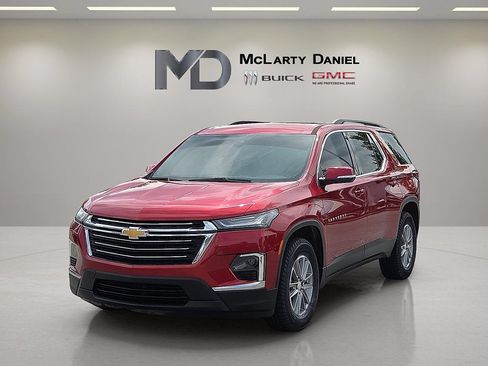 Certified 2023 Chevrolet Traverse LT FWD image 3