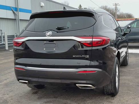 Used 2019 Buick Enclave Premium image 3