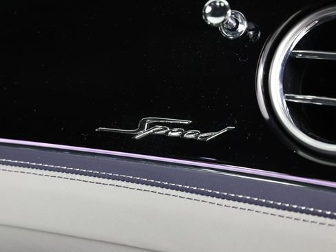 New 2025 Bentley Flying Spur Plug-In Hybrid AWD/4WD image 28