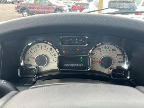 Used 2010 Ford Expedition EL Limited image 26