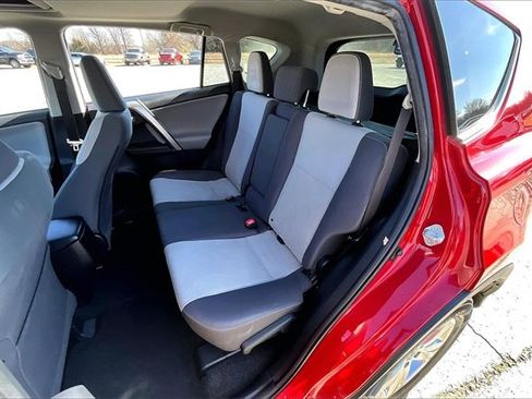 Used 2015 Toyota RAV4 XLE image 22
