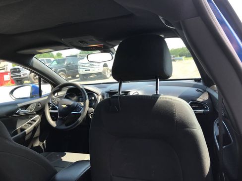 Used 2016 Chevrolet Cruze LT w/ Convenience Package FWD image 17