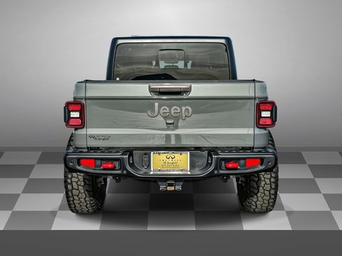 Used 2021 Jeep Gladiator Rubicon image 5