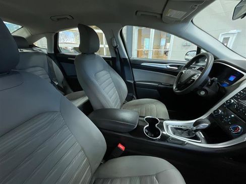Used 2016 Ford Fusion S image 23