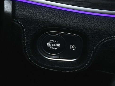 Used 2024 Mercedes-Benz GLE 450 4MATIC image 32