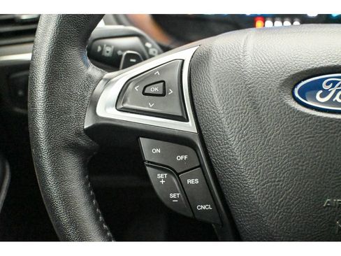 Used 2022 Ford Edge Titanium w/ Class II Trailer Tow Package image 37