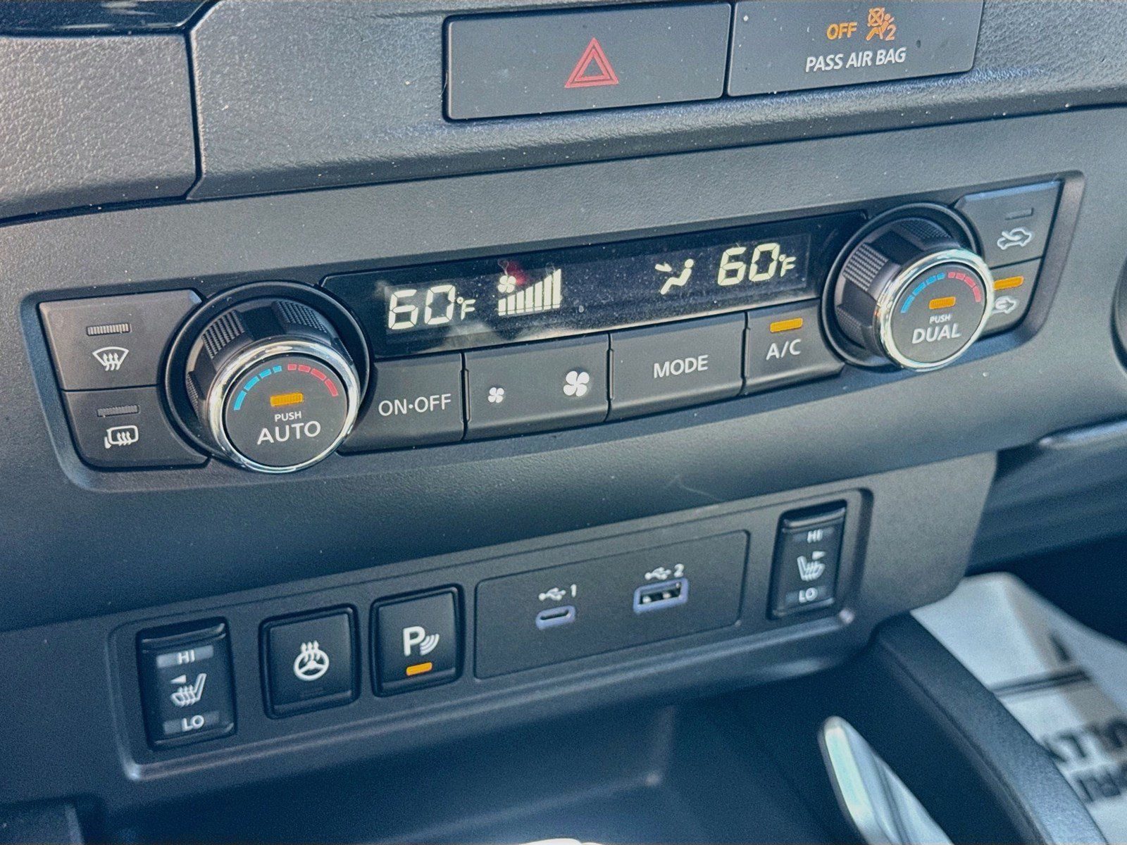 Used 2022 Nissan Frontier SV AWD/4WD image 15