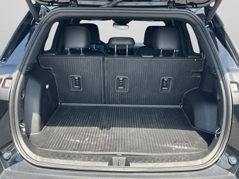 Used 2025 Chevrolet Equinox RS w/ Safety and Technology Package FWD image 11