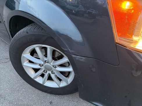 Used 2014 Dodge Grand Caravan SXT image 14