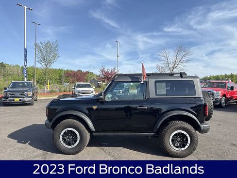 Used 2023 Ford Bronco Badlands AWD/4WD image 10