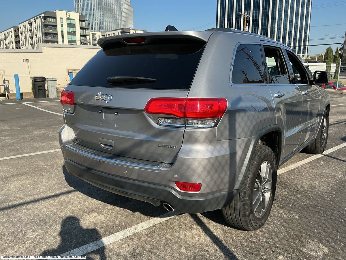 Used 2017 Jeep Grand Cherokee Limited w/ Luxury Group II RWD image 6