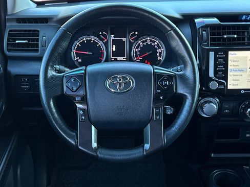 Used 2024 Toyota 4Runner TRD Off-Road Premium w/ Moonroof Package AWD/4WD image 16