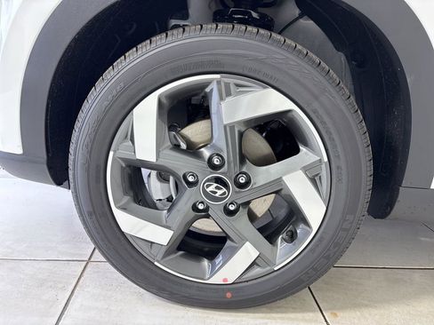 New 2026 Hyundai Venue SEL image 9