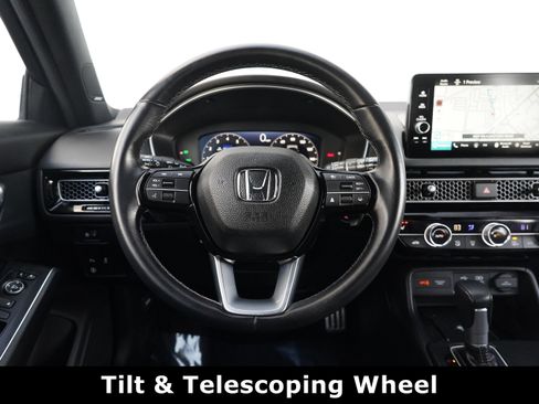 Used 2024 Honda Civic Sport Touring image 9