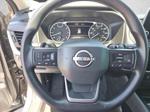 Certified 2026 Nissan Rogue S FWD image 10