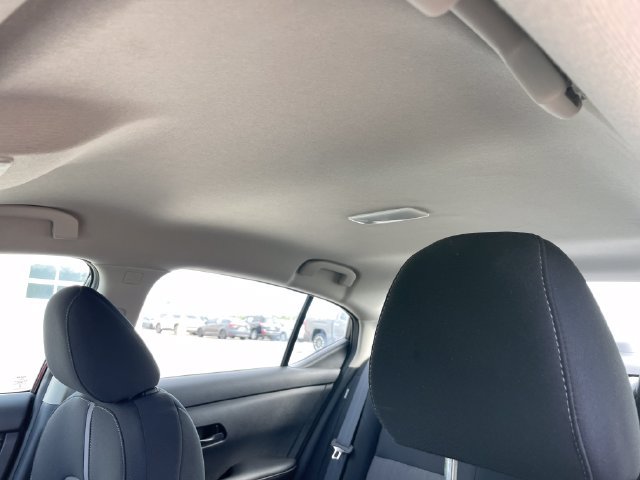 Used 2024 Nissan Sentra SV FWD image 27
