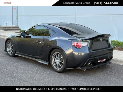 Used 2015 Scion FR-S RWD image 4