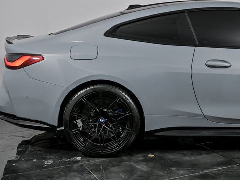 Used 2024 BMW M4 Competition w/ Executive Package image 11