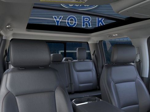 New 2026 Ford F250 Lariat w/ Chrome Package image 22