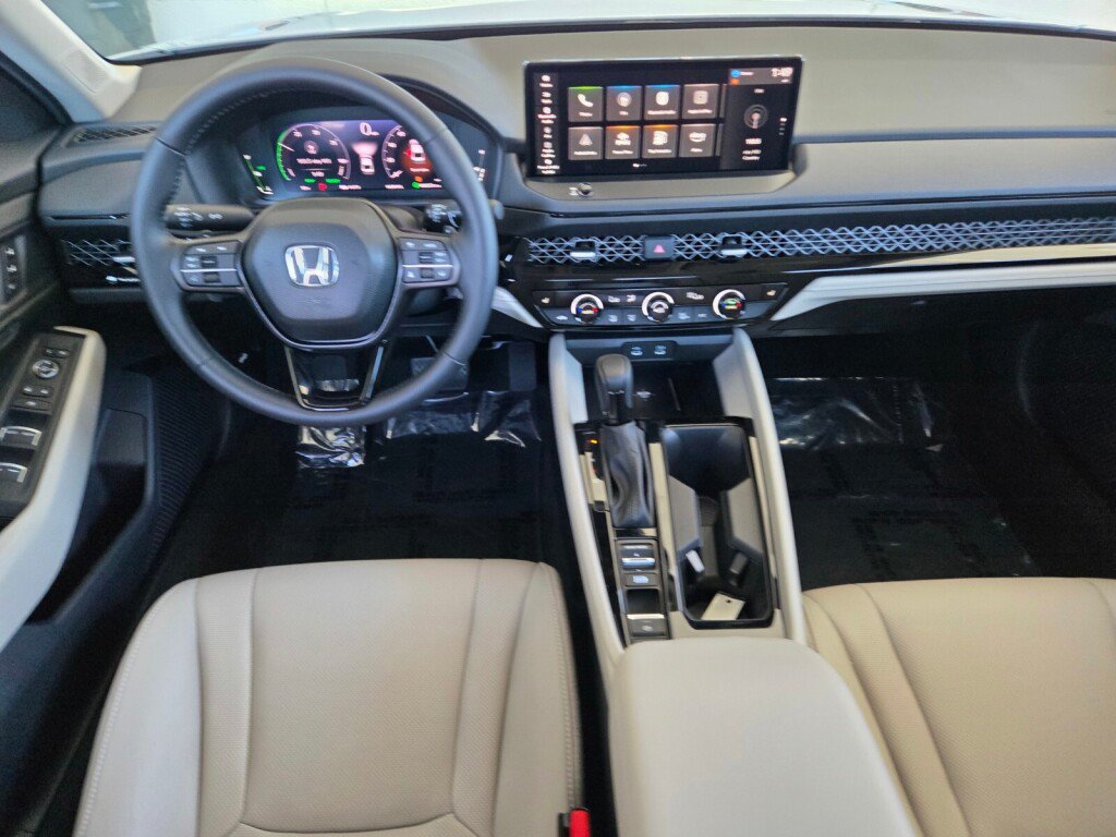 Used 2026 Honda Accord EX-L image 10