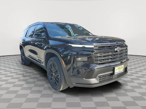 New 2026 Chevrolet Traverse LT w/ Midnight/Sport Edition image 2