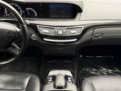 Used 2013 Mercedes-Benz S 550 4MATIC image 22