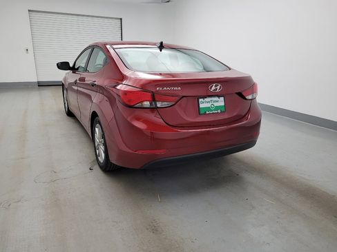 Used 2016 Hyundai Elantra SE w/ Option Group 02 FWD image 6