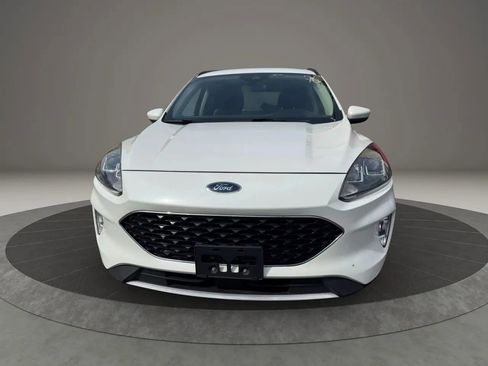 Used 2020 Ford Escape SEL image 2