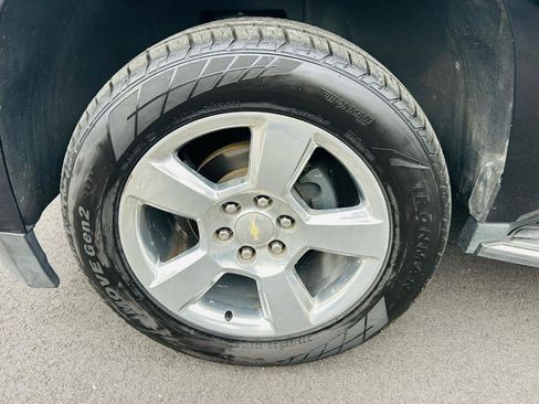 Used 2017 Chevrolet Tahoe Premier RWD image 9