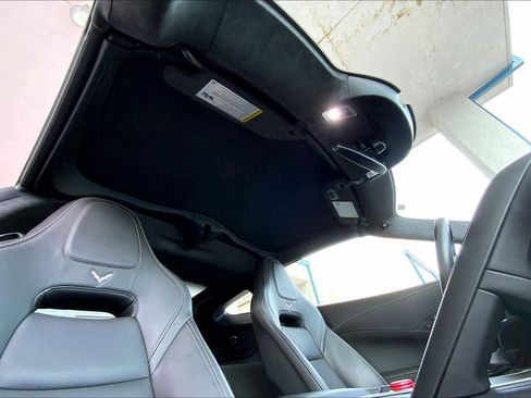 Used 2016 Chevrolet Corvette Z06 w/ 3LZ Preferred Equipment Group image 14