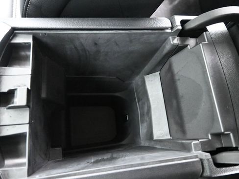 Used 2024 Ford Edge SEL image 36