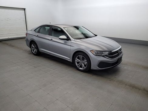 Used 2024 Volkswagen Jetta SE FWD image 11