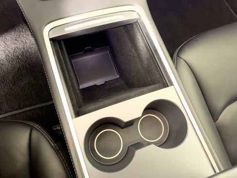 Used 2021 Tesla Model 3 Long Range image 25