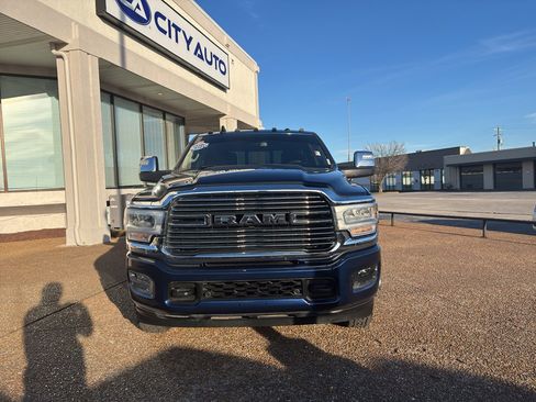 Used 2024 RAM 3500 Laramie w/ Protection Group image 9