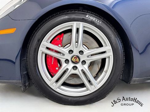Used 2023 Porsche Panamera 4S w/ Premium Package AWD/4WD image 39