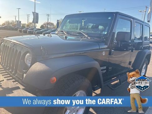Used 2018 Jeep Wrangler Unlimited Sport S image 2