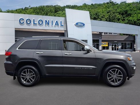 Used 2017 Jeep Grand Cherokee Limited AWD/4WD image 7