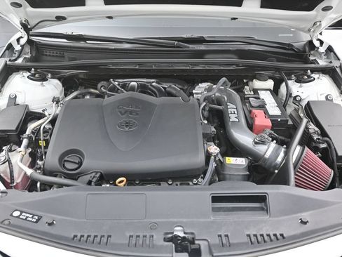 Used 2024 Toyota Camry XSE FWD image 12