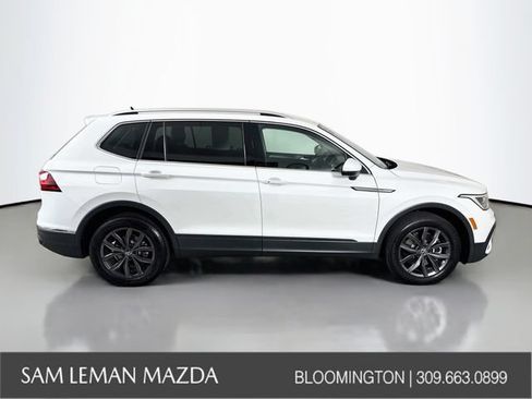 Used 2024 Volkswagen Tiguan SE FWD image 8