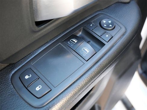 Used 2019 RAM 2500 Tradesman image 11