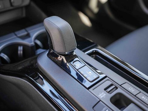 New 2026 Toyota Prius Plug-In Hybrid FWD image 22