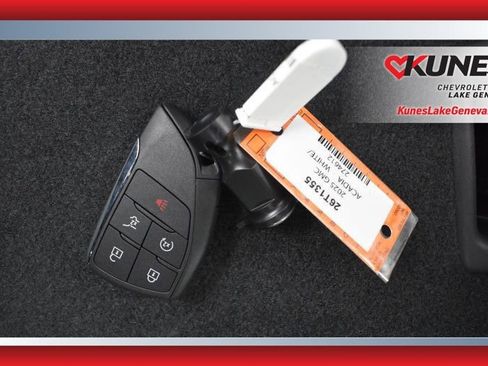 New 2025 GMC Acadia Elevation image 30